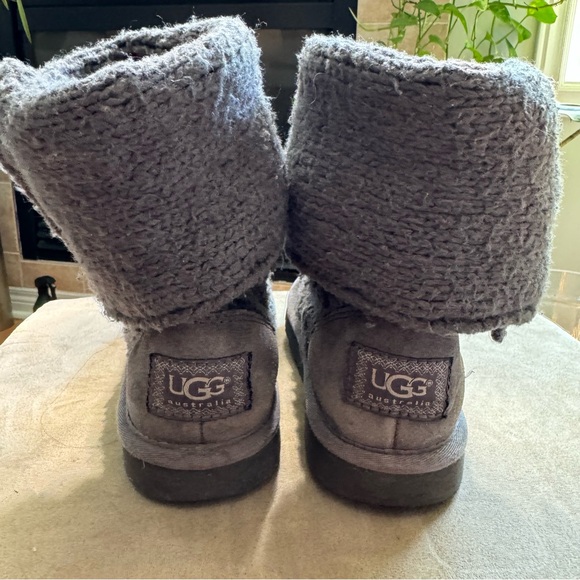 Uggs Kids Cardy Lattice Knit Boot - Picture 4 of 7
